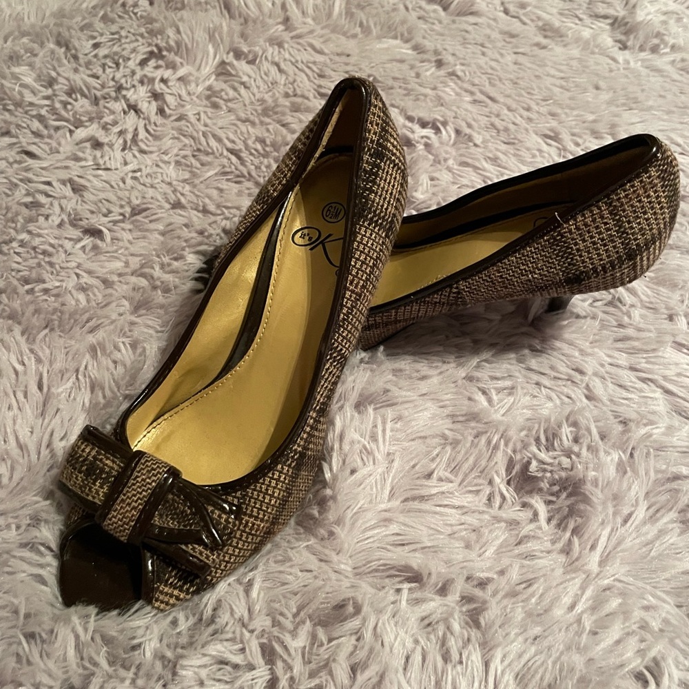 Womens heels - Picture 3 of 6